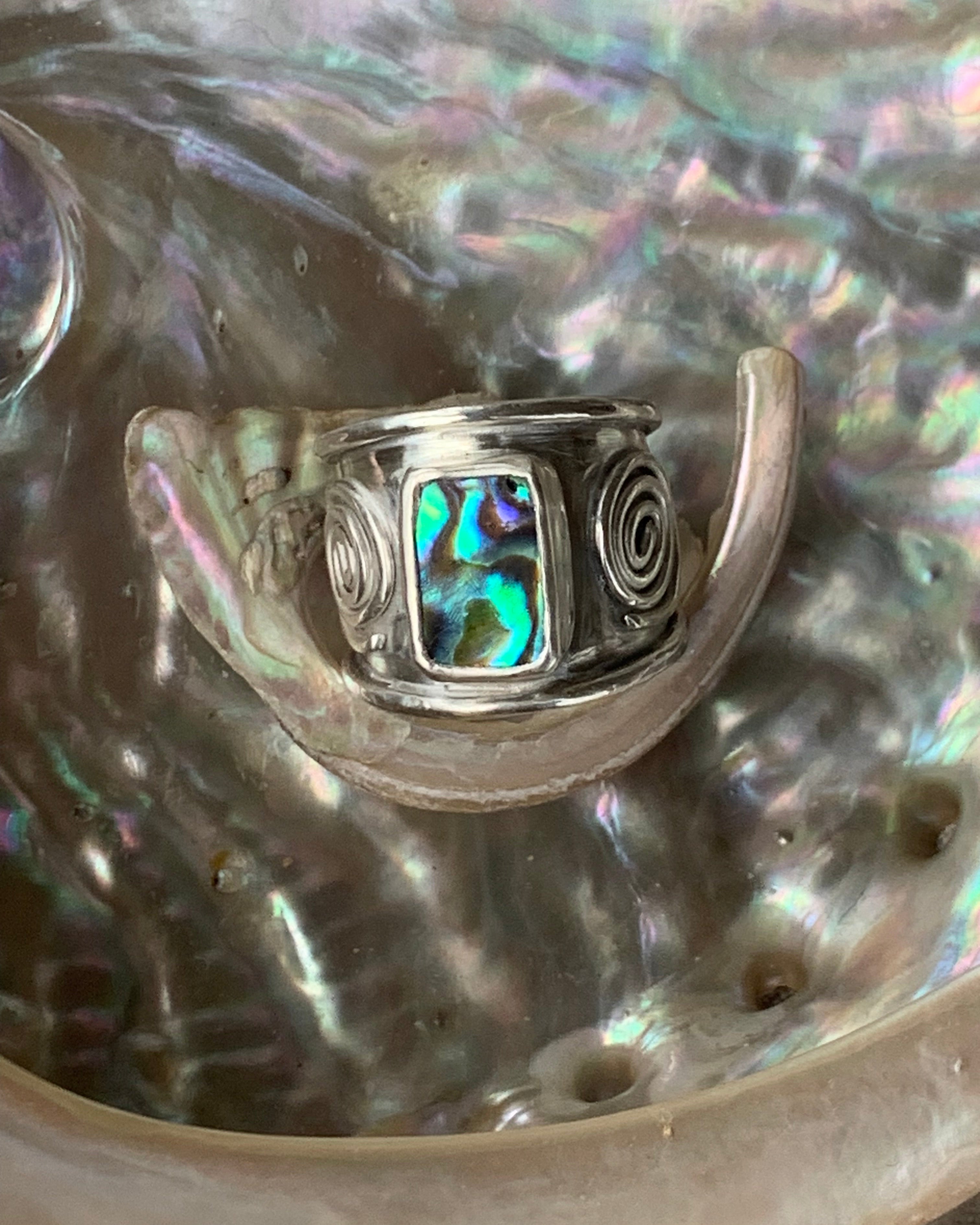 Chunky Abalone ring